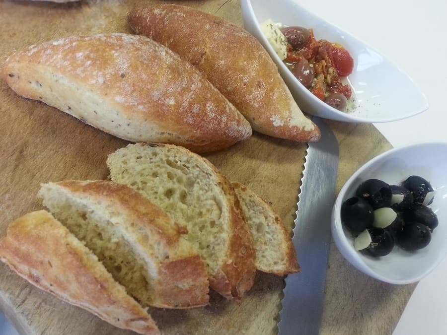 Mediterranean Banette Roll — 35g